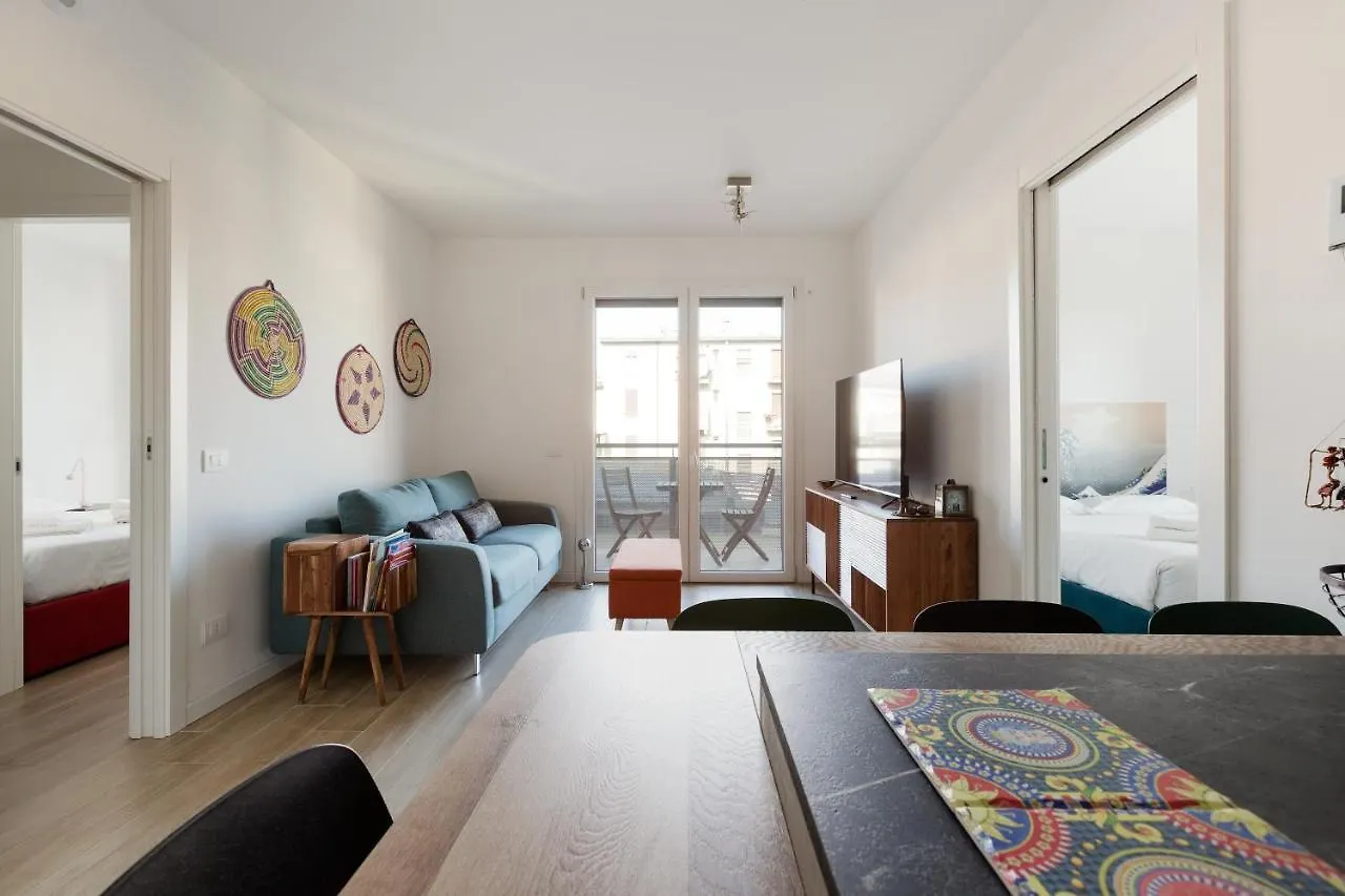 Renovated Milano Politecnico Terrace Apt Apartment Italy
