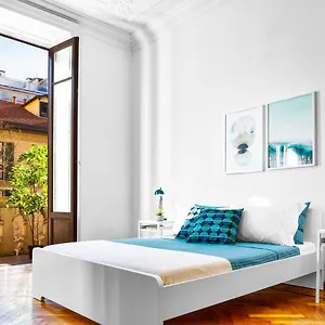5-luxury-homes-in-milan-center.italymilanhotels.net/