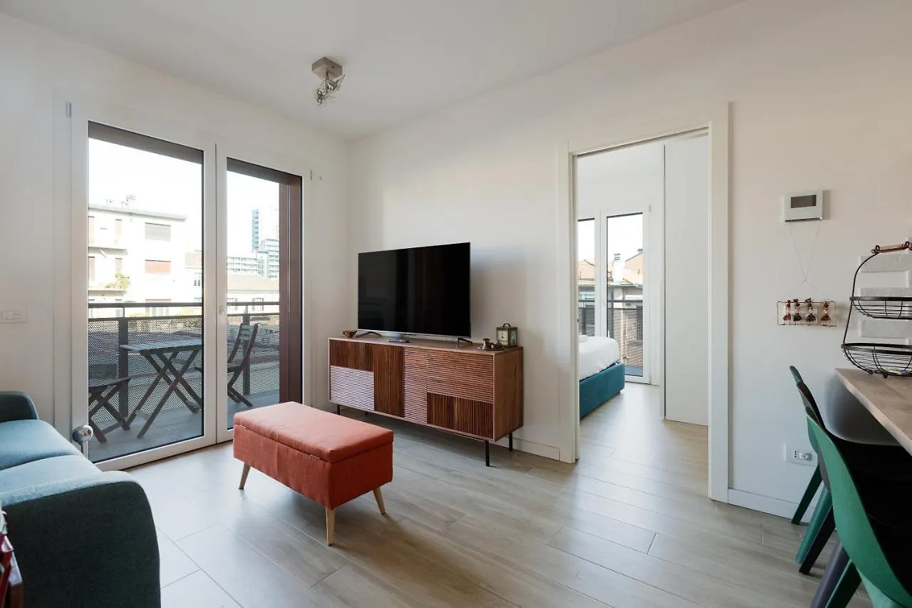 Renovated Milano Politecnico Terrace Apt Apartment Milan